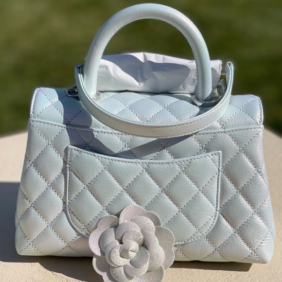 Authentic Chanel 21k Iridescent Blue Coco Small Brand New Never Worn - Picture 3 of 8